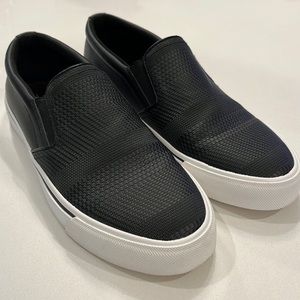 Men’s slip on shoes